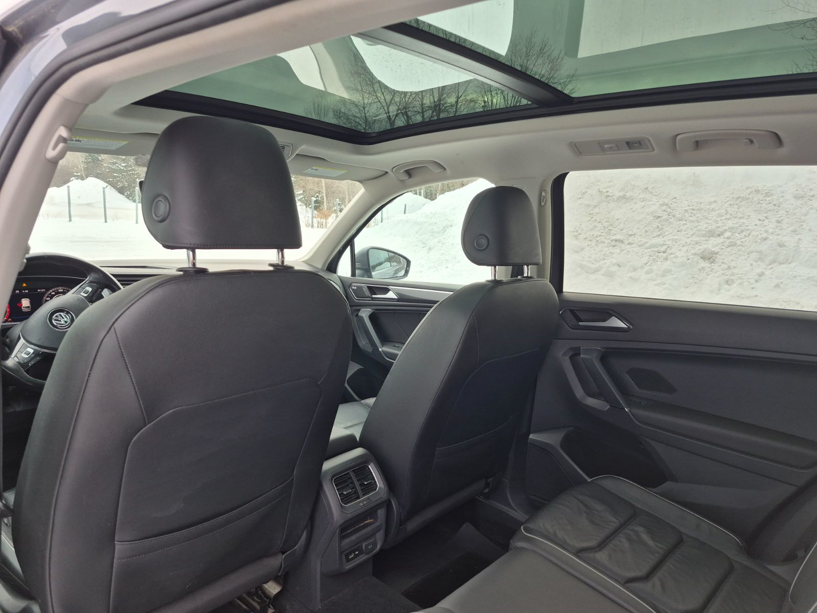 Volkswagen Tiguan Highline 2018 Bas kilométrage, finition Highline : l’excellence Volkswagen à portée de main.