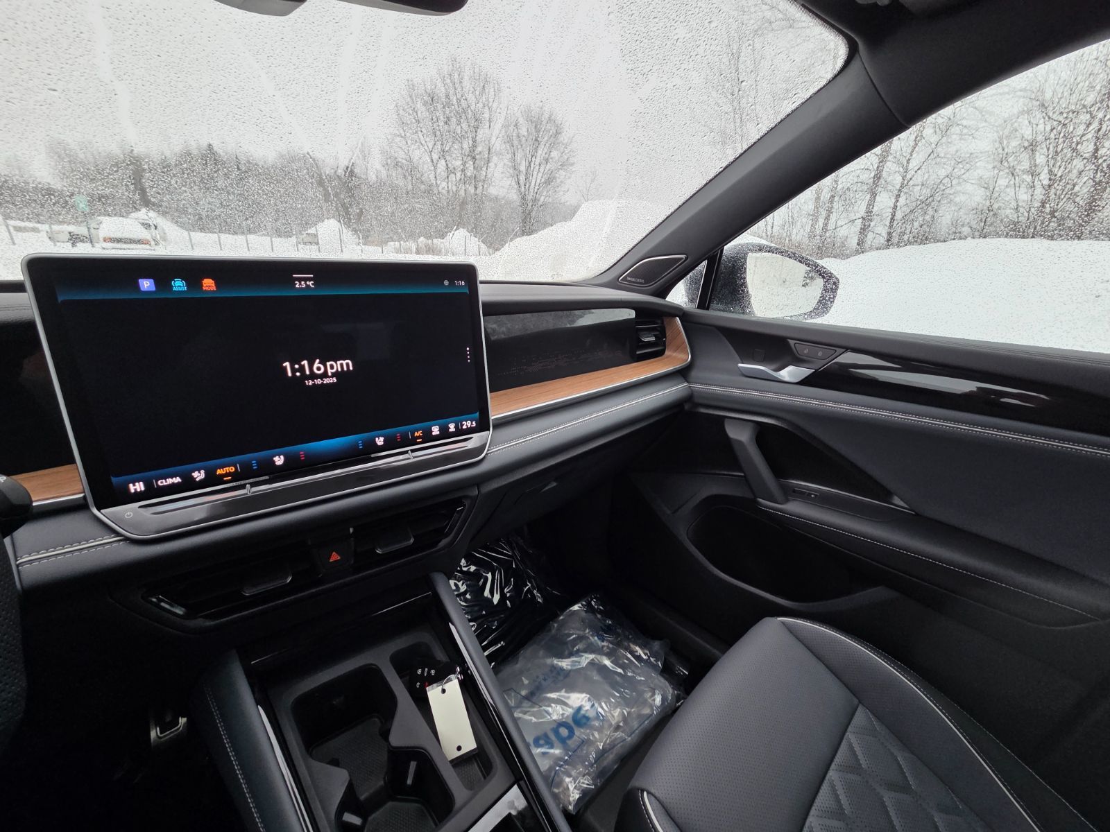 2026 Volkswagen Tiguan Highline Turbo R-Line Tiguan 2026: the power that turns heads