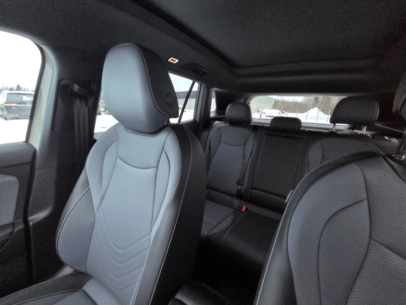 2026 Volkswagen Tiguan Comfortline R-Line Black Edition Tiguan Black Edition: when the road bows down