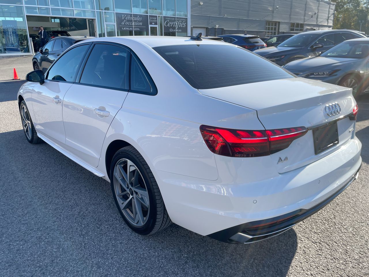 Audi A4 Sedan  2021 à Laval, Québec