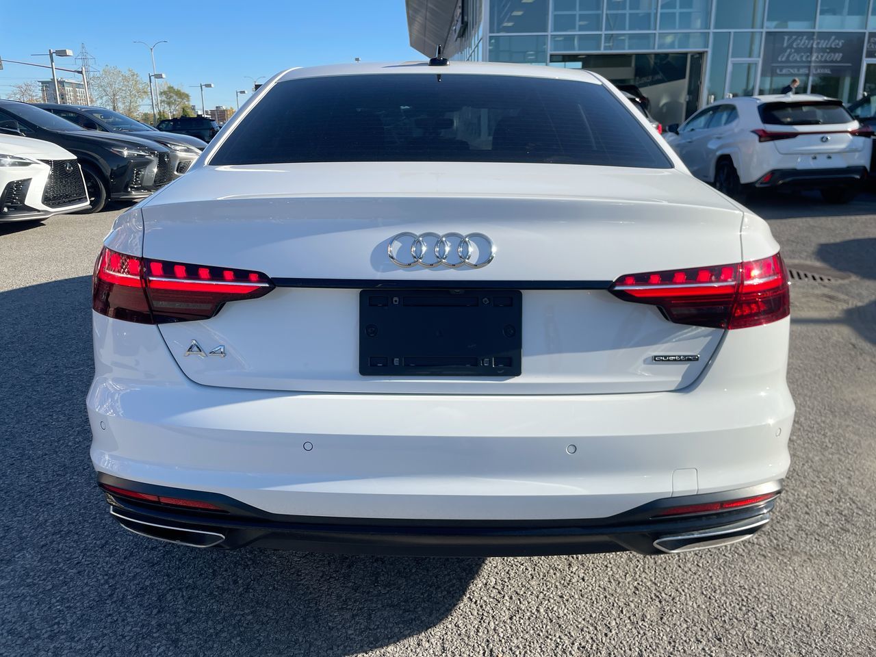 Audi A4 Sedan  2021 à Laval, Québec