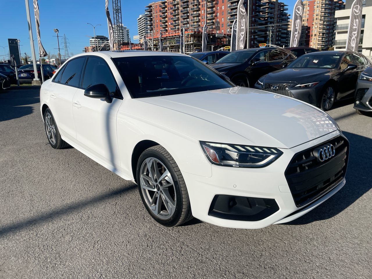 Audi A4 Sedan  2021 à Laval, Québec