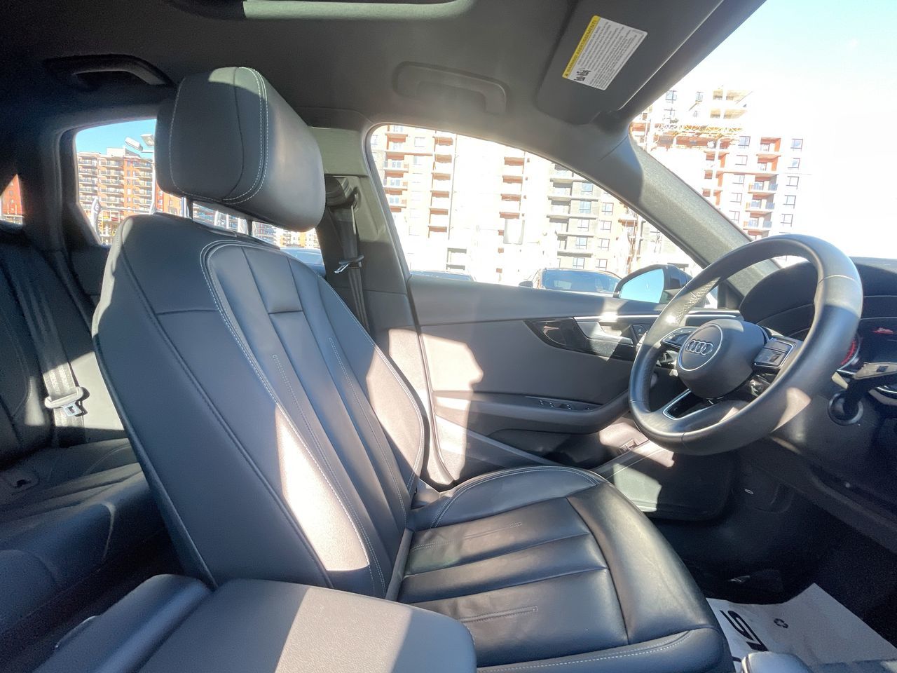 Audi A4 Sedan  2021 à Laval, Québec