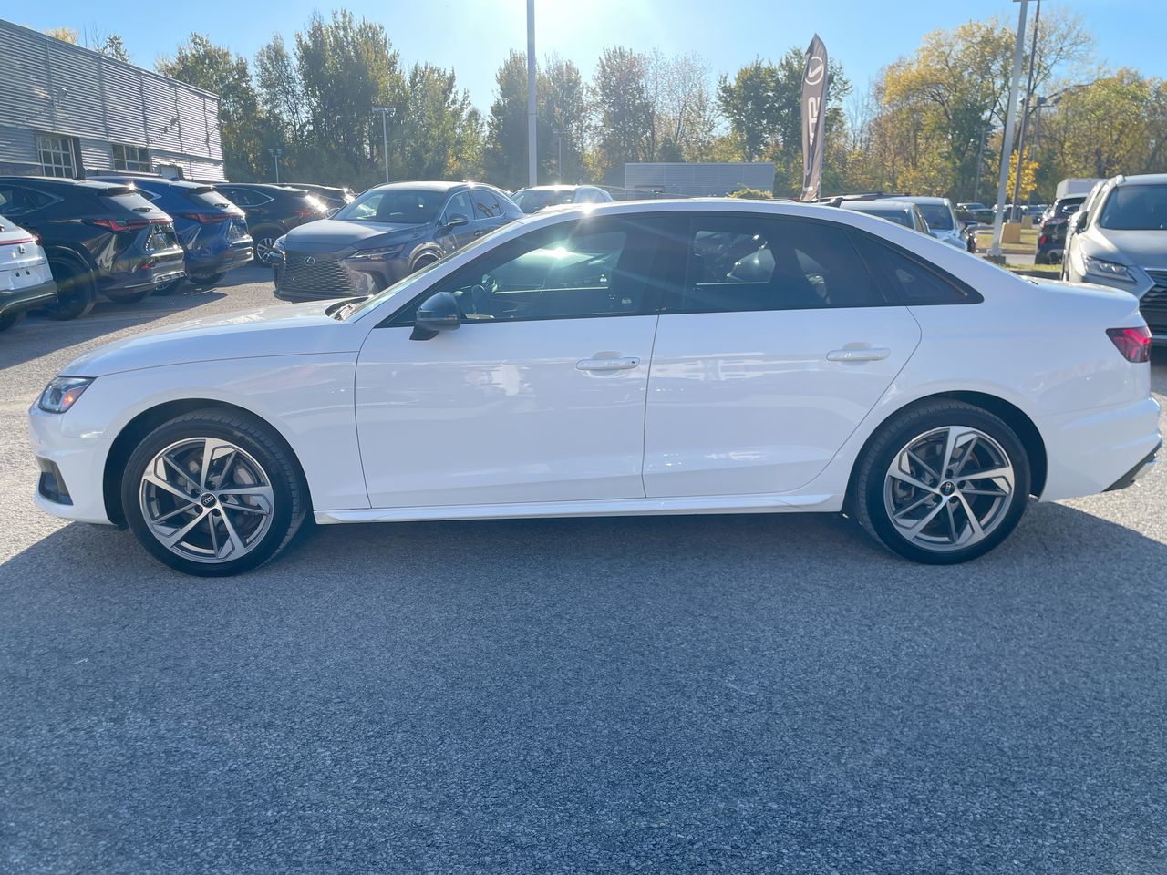 Audi A4 Sedan  2021 à Laval, Québec