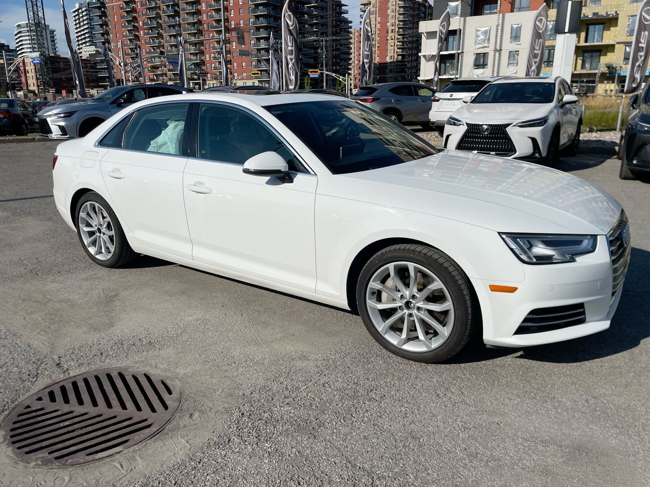 Audi A4  2017 à Laval, Québec