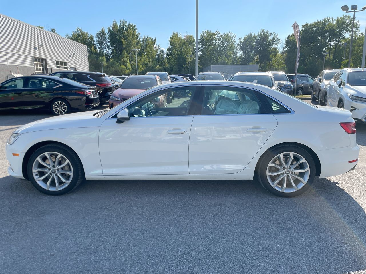 Audi A4  2017 à Laval, Québec