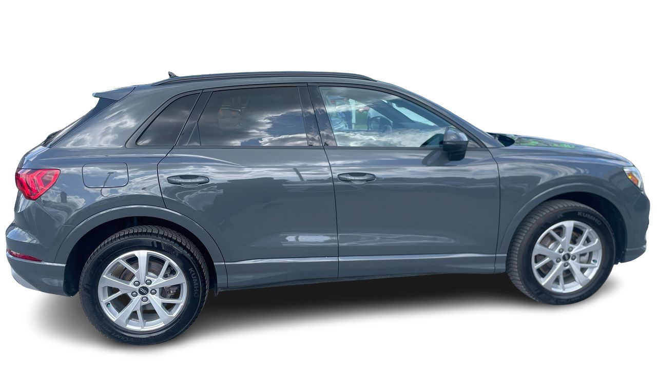 Audi Q3  2022 à Laval, Québec