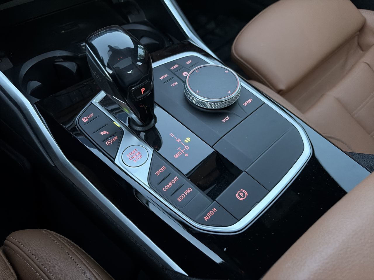 BMW 3 Series  2021