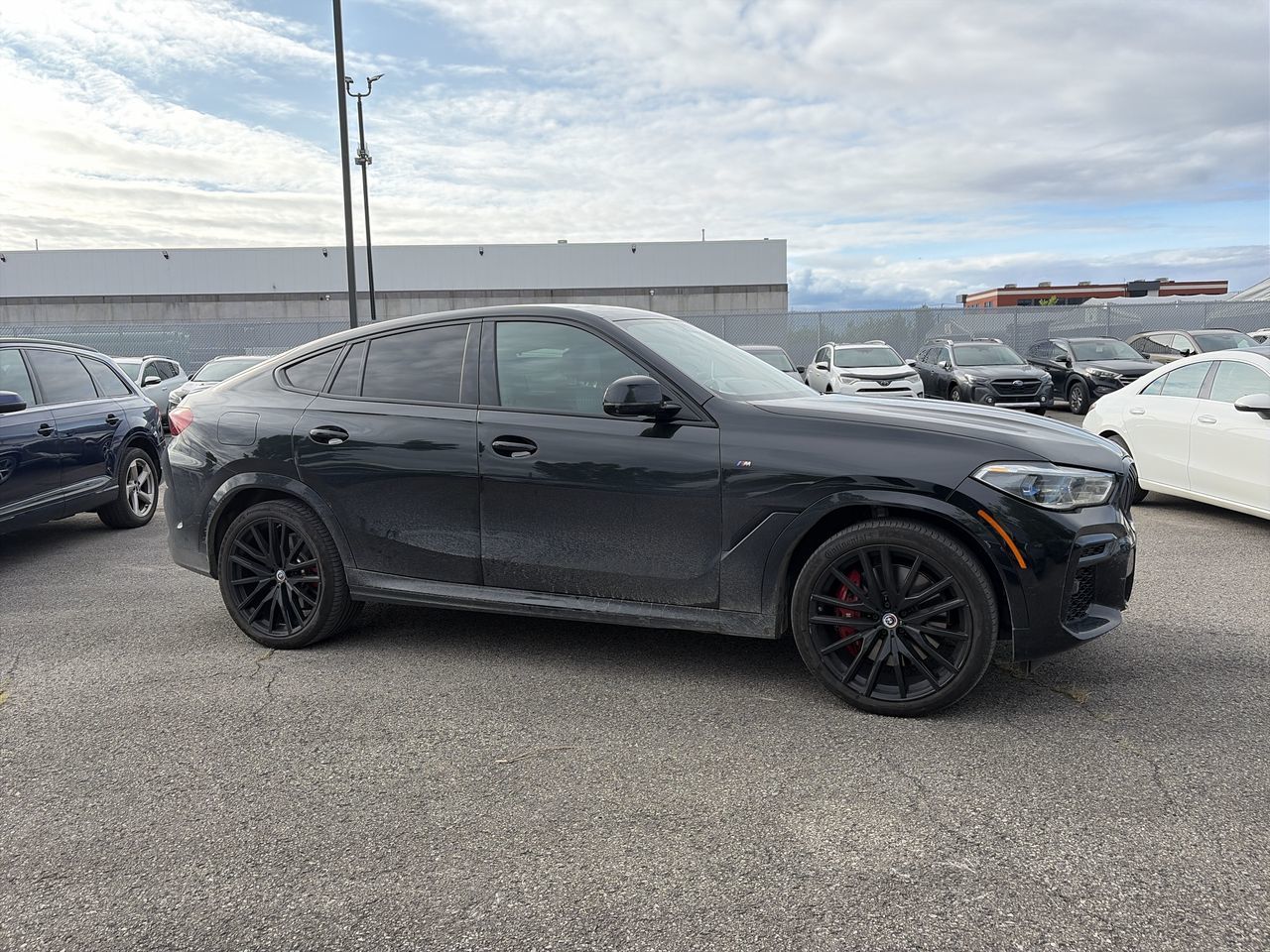 2023 BMW X6 in Laval, Quebec