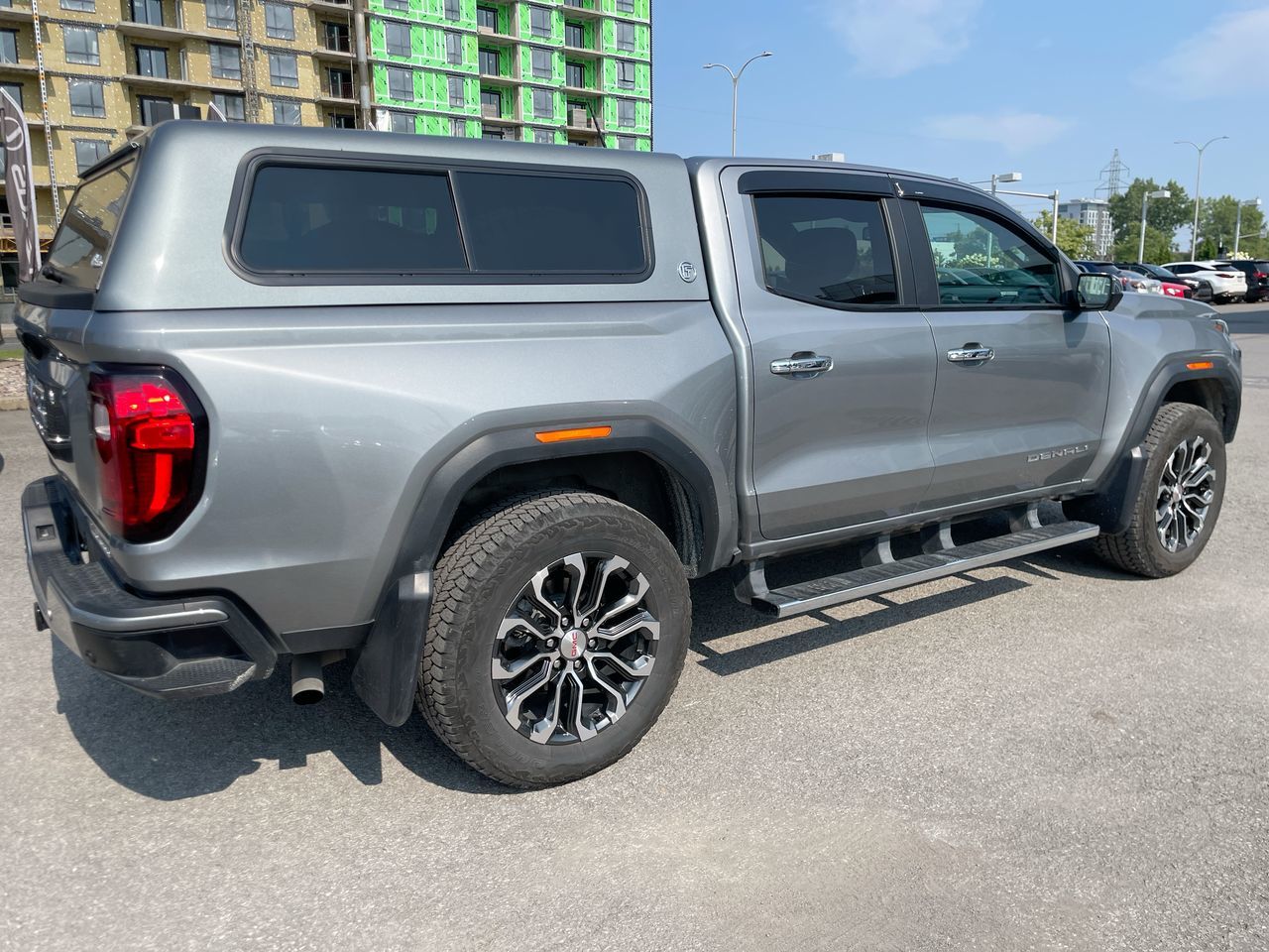 2024 GMC Canyon in Laval, Quebec