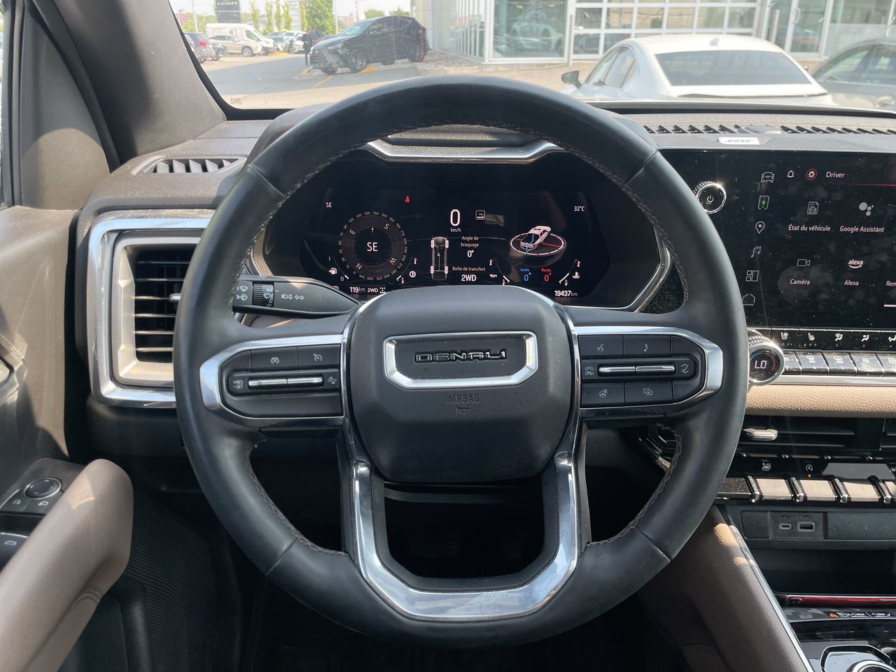 2024 GMC Canyon in Laval, Quebec