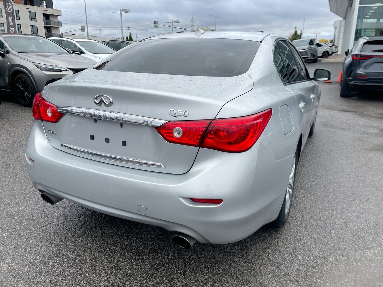 Infiniti Q50  2017