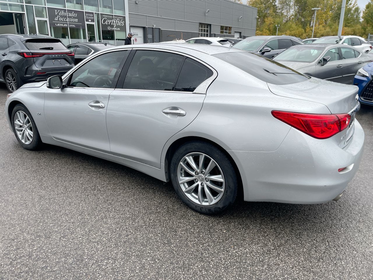 Infiniti Q50  2017