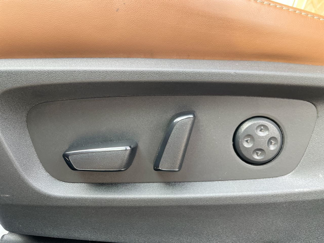 Infiniti QX60  2023 à Laval, Québec