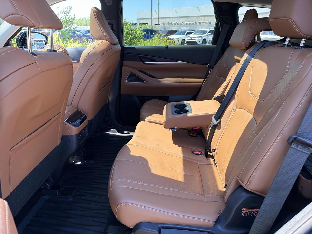 Infiniti QX60  2023