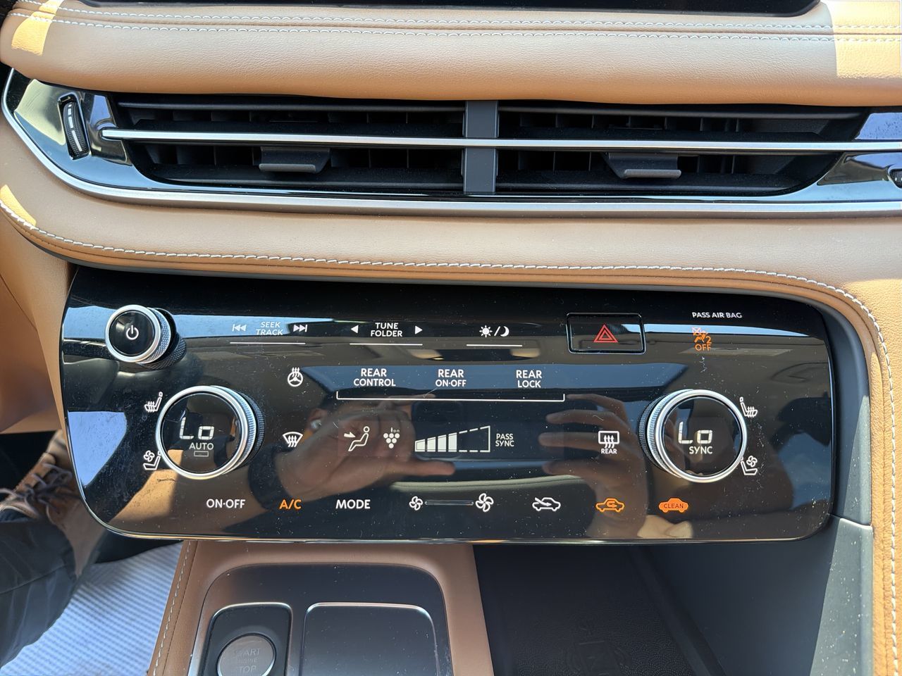 Infiniti QX60  2023