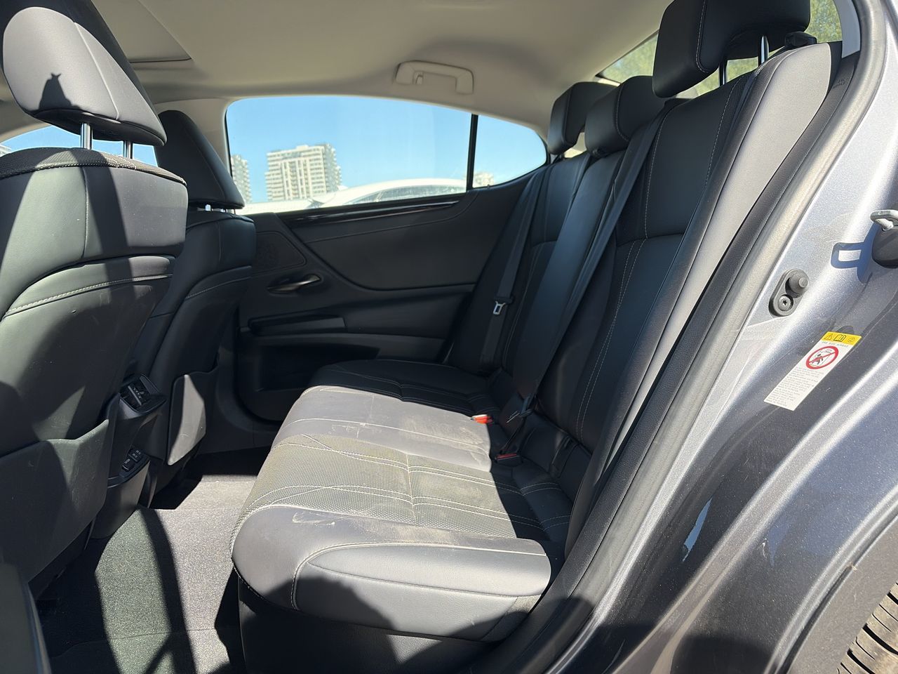 2019 Lexus ES 300h