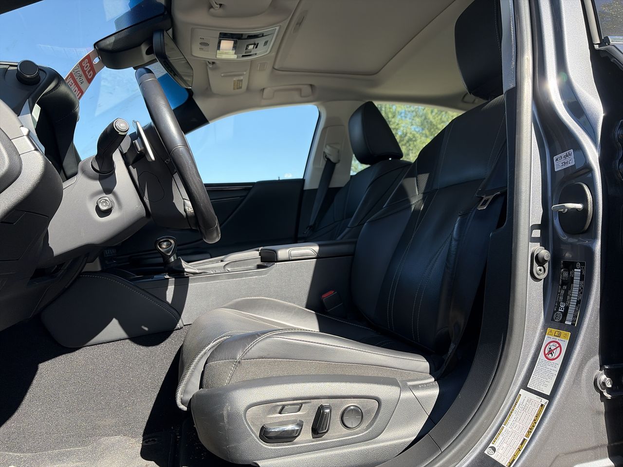 2019 Lexus ES 300h
