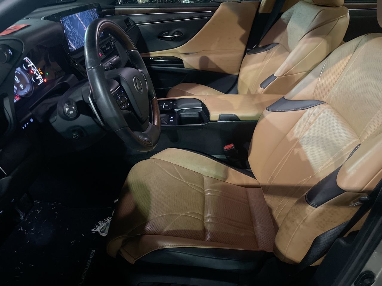 2022 Lexus ES 300h in Laval, Quebec