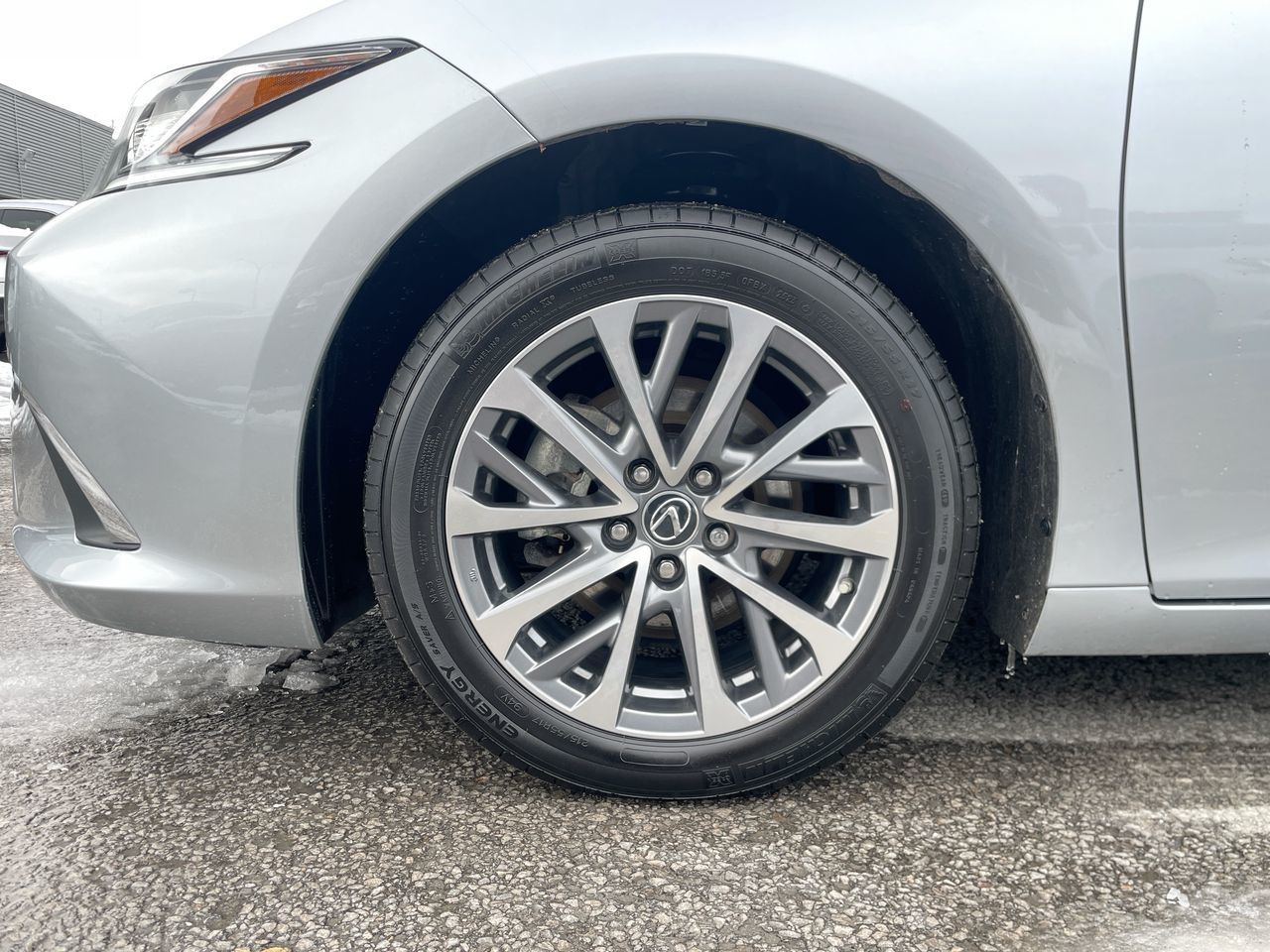 2024 Lexus ES 300h in Laval, Quebec