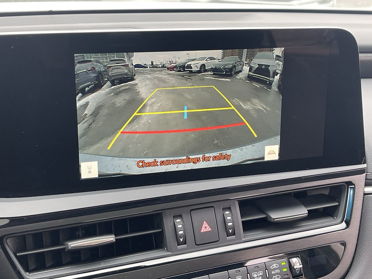 2024 Lexus ES 300h in Laval, Quebec