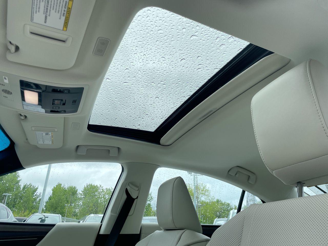 2024 Lexus ES 300h in Laval, Quebec