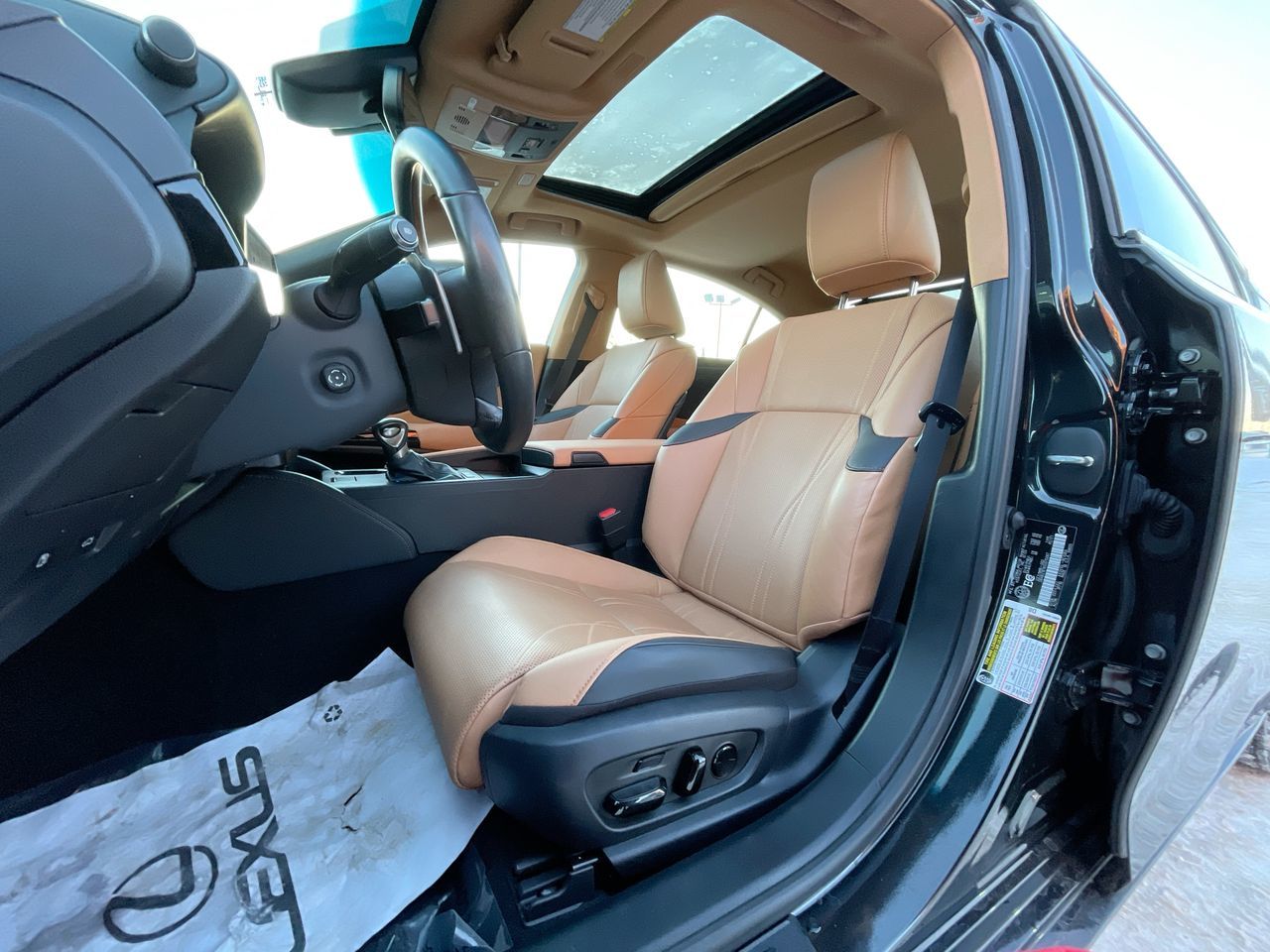 Lexus ES 300h  2025 à Laval, Québec