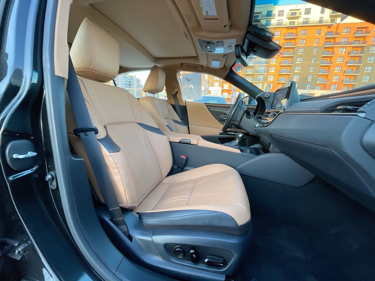 Lexus ES 300h  2025 à Laval, Québec