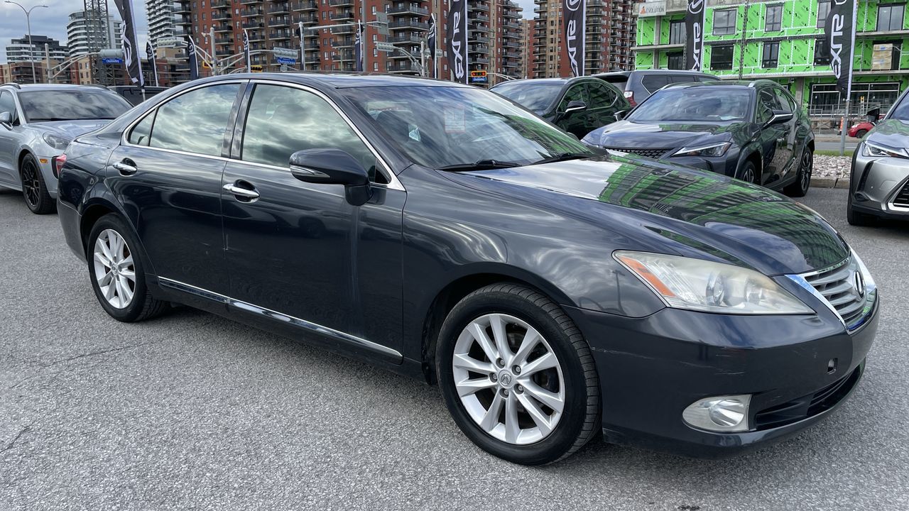Lexus ES 350  2010 à Laval, Québec
