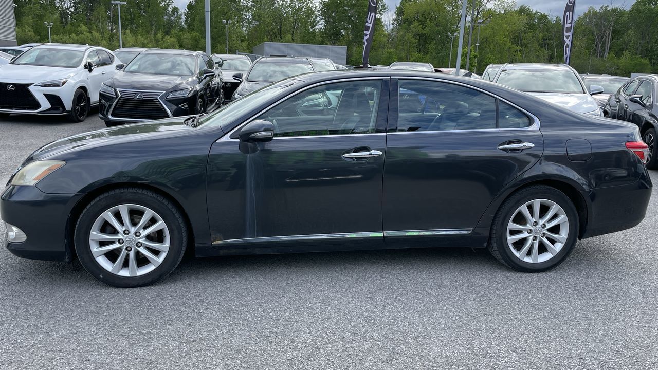 Lexus ES 350  2010 à Laval, Québec