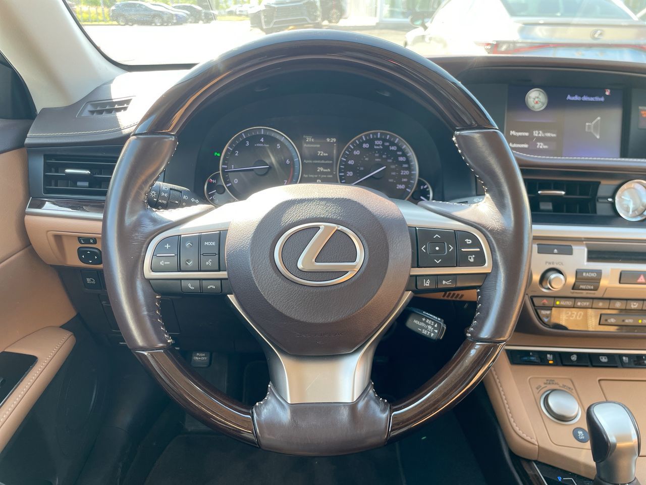 2017 Lexus ES 350 in Laval, Quebec