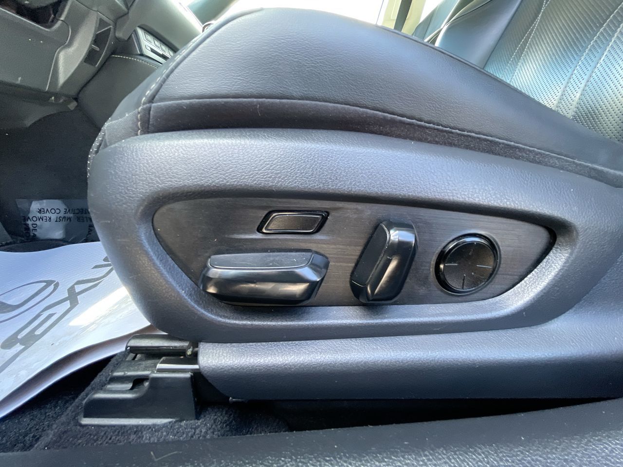 2019 Lexus ES 350 in Laval, Quebec