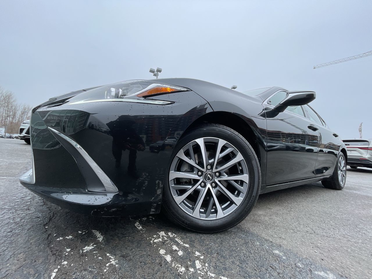 2025 Lexus ES Hybrid in Laval, Quebec