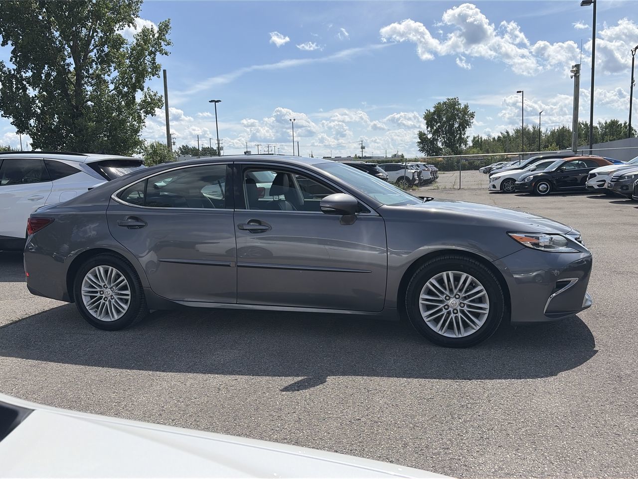 Lexus ES  2018