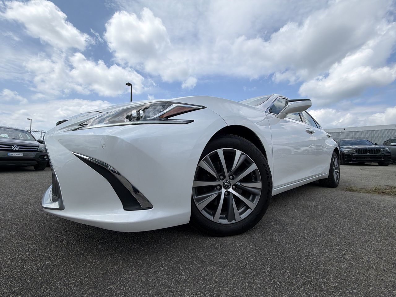Lexus ES  2021
