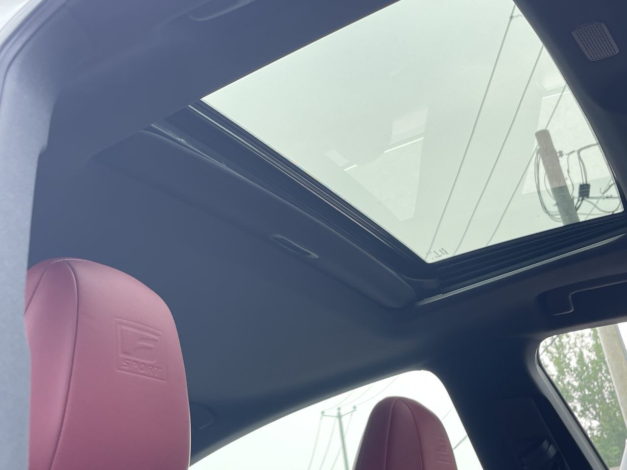2025 Lexus ES in Laval, Quebec