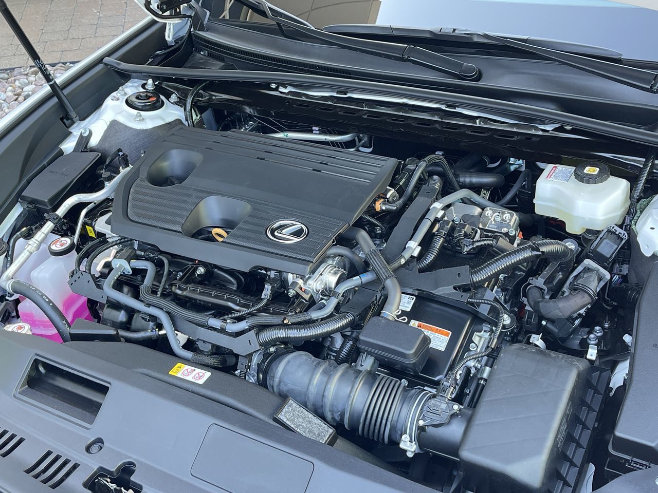 Lexus ES HYBRID  2025 à Laval, Québec