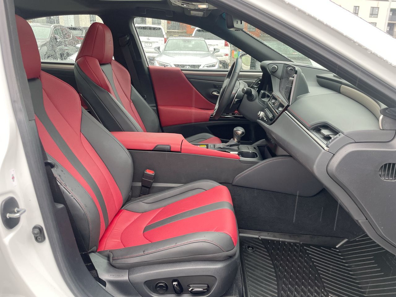 2025 Lexus ES in Laval, Quebec