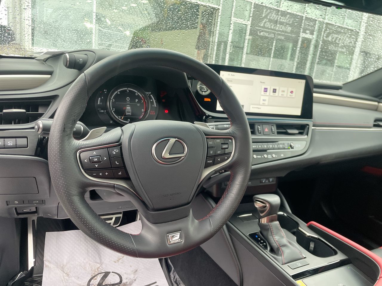 2025 Lexus ES in Laval, Quebec