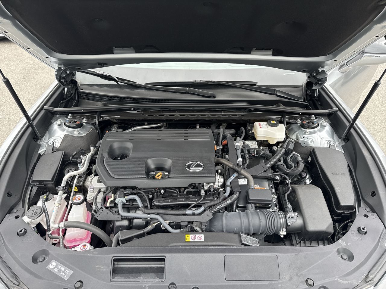 Lexus ES300h  2023