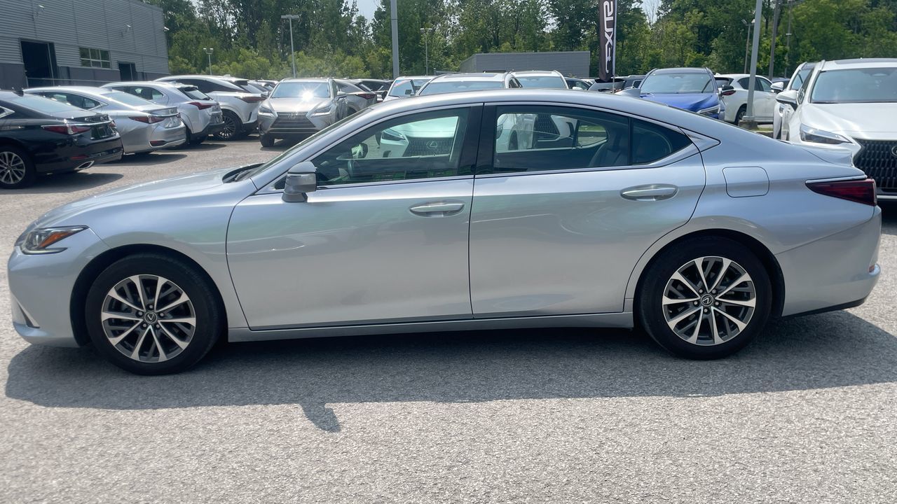 2023 Lexus ES350 in Laval, Quebec