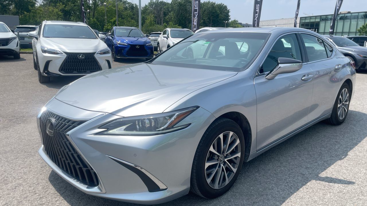 2023 Lexus ES350 in Laval, Quebec