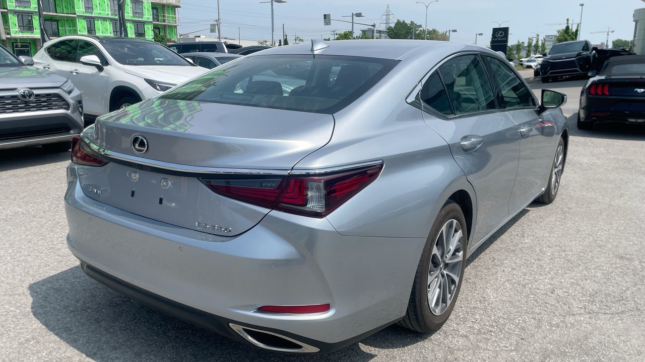 2023 Lexus ES350 in Laval, Quebec