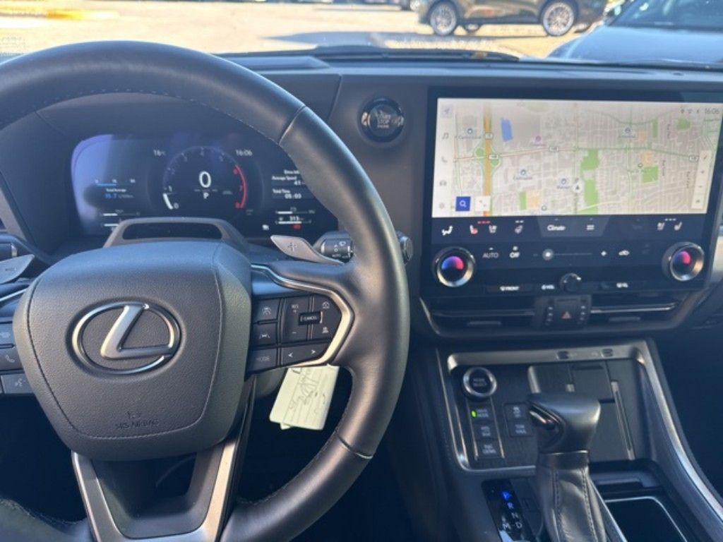 Lexus GX  2024