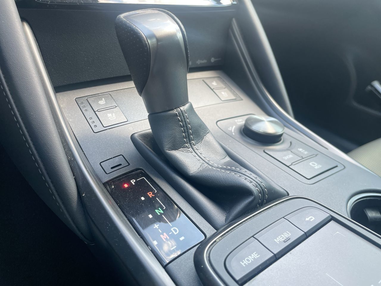 Lexus IS 300  2021 à Laval, Québec