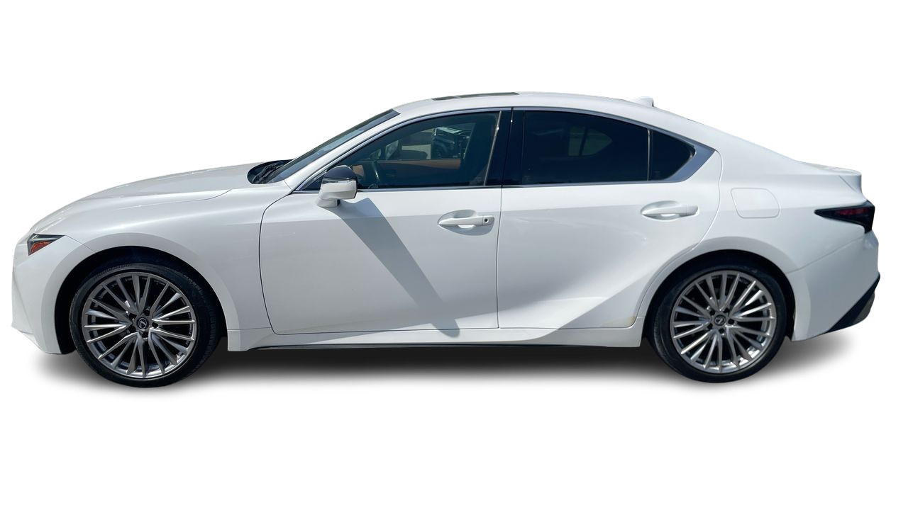 2021 Lexus IS 300 in Laval, Quebec