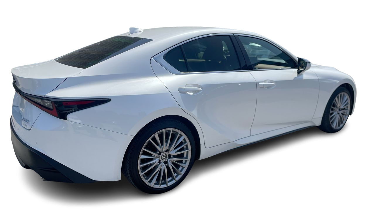 2021 Lexus IS 300 in Laval, Quebec