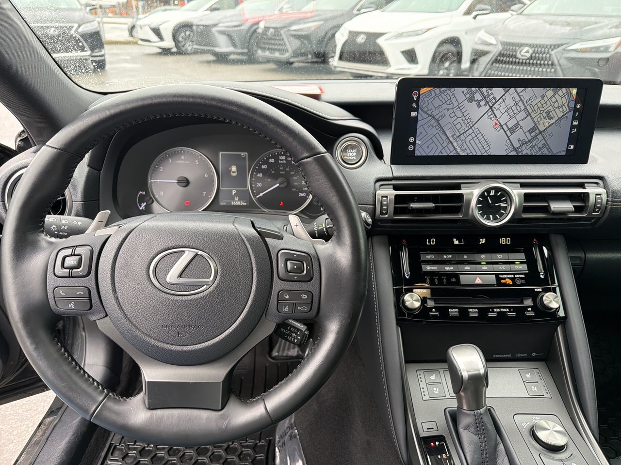 Lexus IS 300  2021