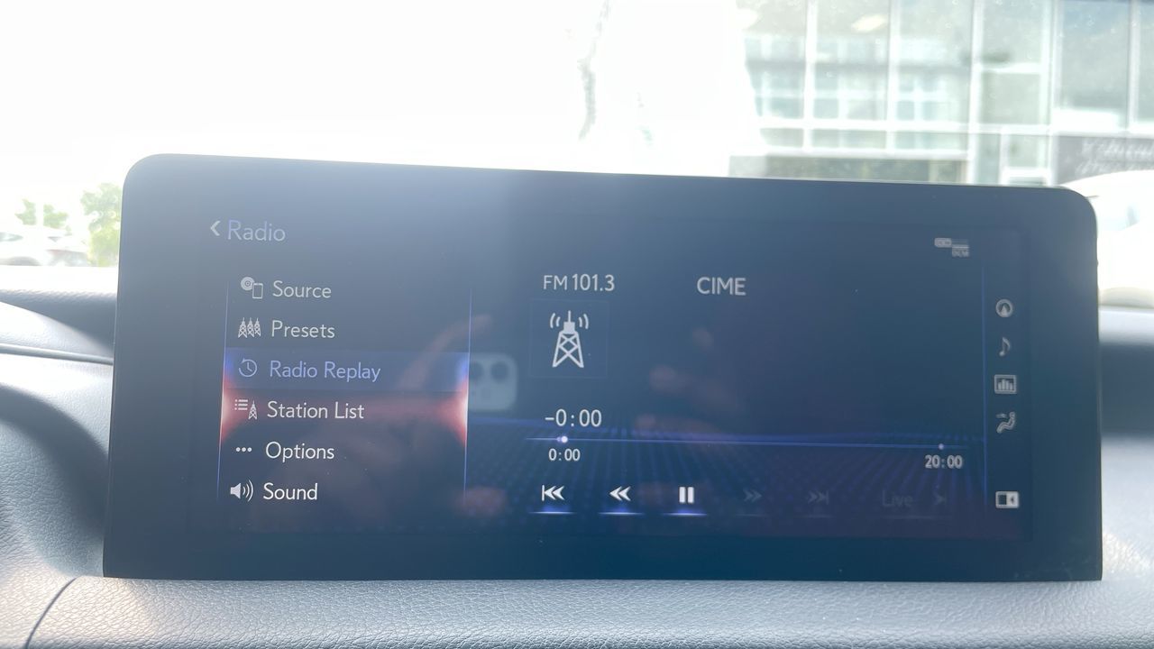 Lexus IS 300  2023