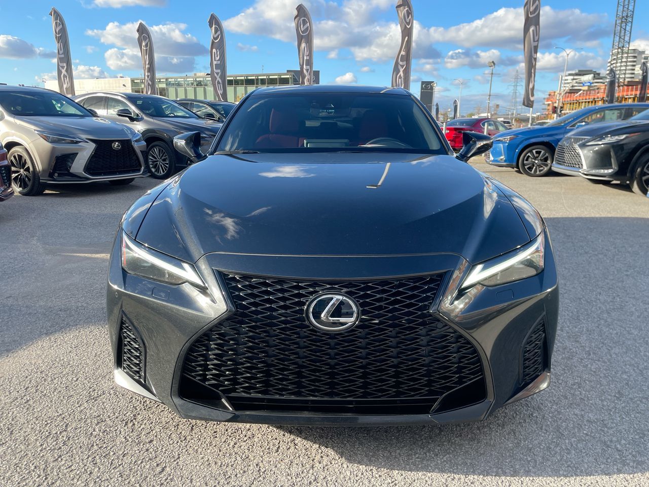 Lexus IS 300  2023